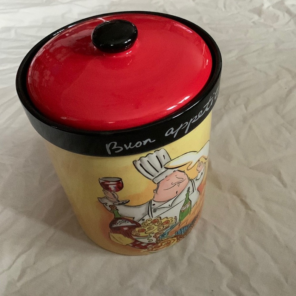 Bon appetito!  Cookie jar